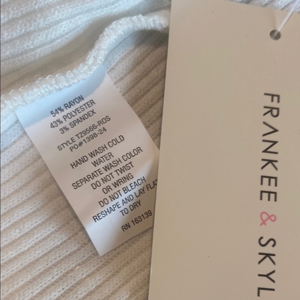 NWT Frankee & Skylarr Top - Picture 5 of 5